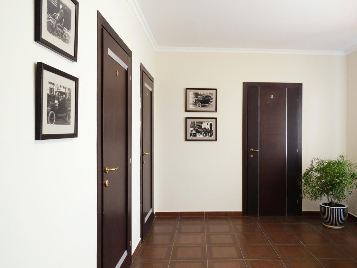 Henry Ford Mini Hotel Odessa Esterno foto